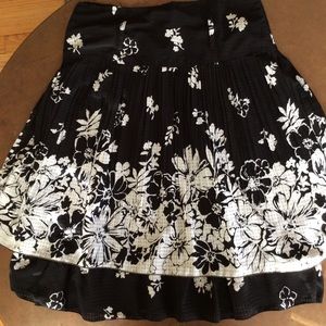 Beautiful print pleated double layered skirt